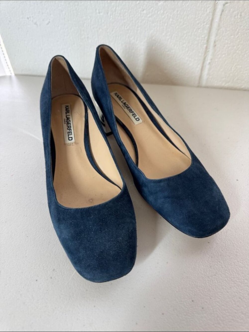 Karl Lagerfeld Navy Suede Block Mid Heel Pumps Size 9 Modern Chic Minimalist
